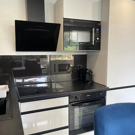 Tropique * أنتيب