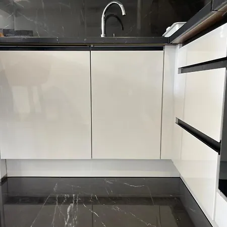 Tropique * أنتيب